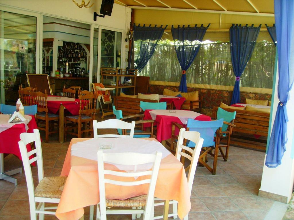 Aggelos Family Hotel Moraitika Exterior foto