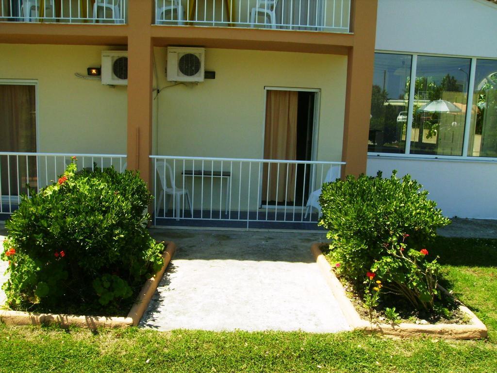 Aggelos Family Hotel Moraitika Exterior foto